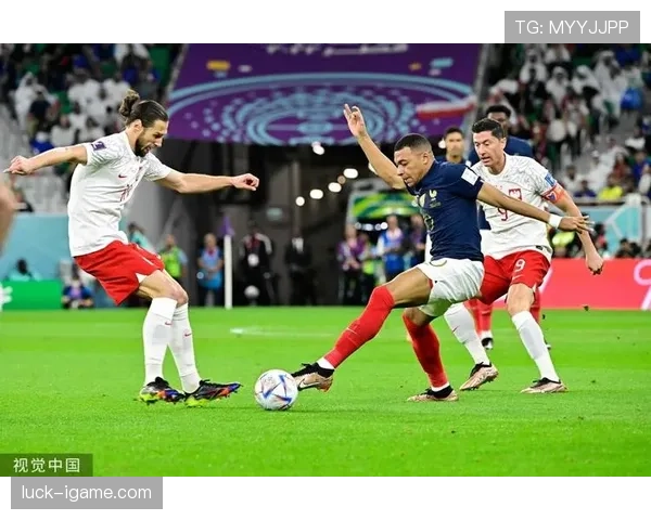 楚阿梅尼逼抢效率引热议 新赛季表现成焦点 楚阿梅尼逼抢效率引热议 新赛季表现成焦点