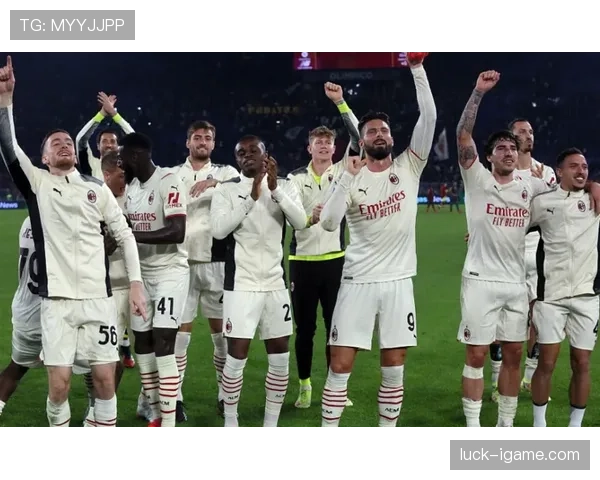 女足欧冠冠军争夺白热化，豪门对决引爆球迷热议