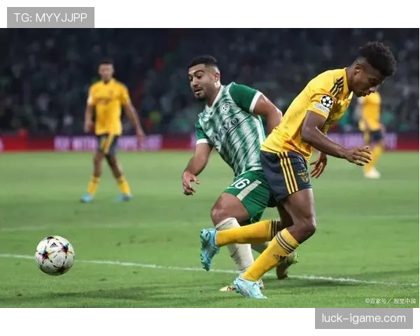 里昂逼抢体系全面升级，战术灵活度提升状态回暖引关注