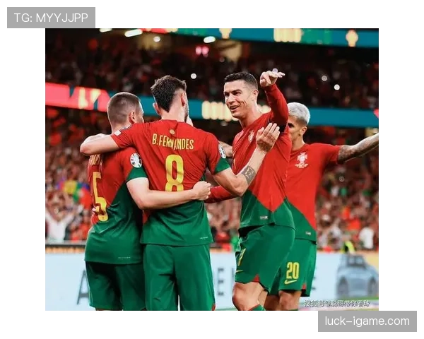 爱尔兰队防守反击奏效，逼平强敌重燃晋级希望