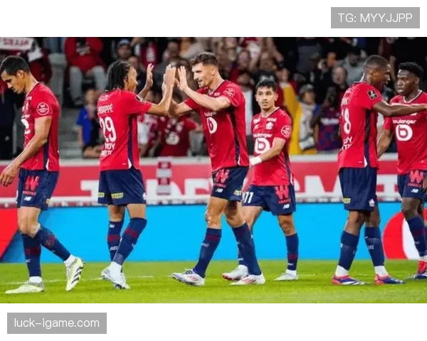 里尔中场组织能力持续提升，近期比赛表现稳健