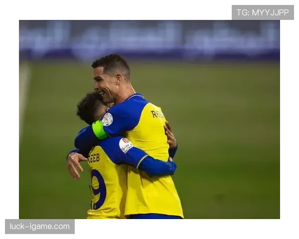 萨拉戈萨本赛季进攻数据表现稳健,场均射正与关键传球数持续提升 萨拉戈萨本赛季进攻数据表现稳健,场均射正与关键传球数持续提升