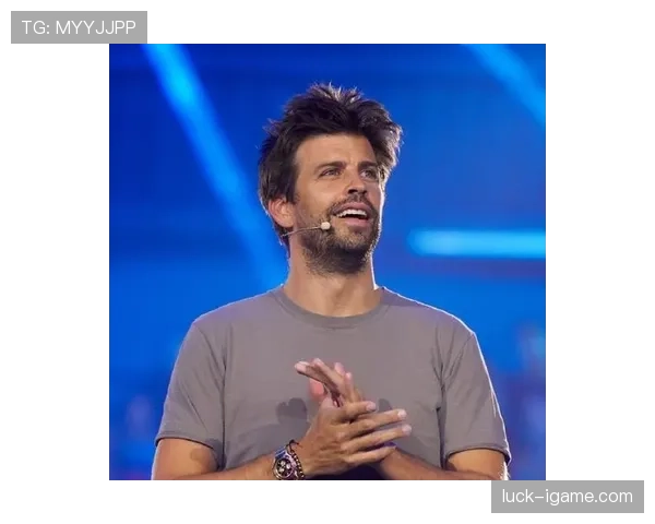 杰拉德·皮克这日常也太离谱了吧，早上几个超跑同时启动，平民尴尬症直接上线