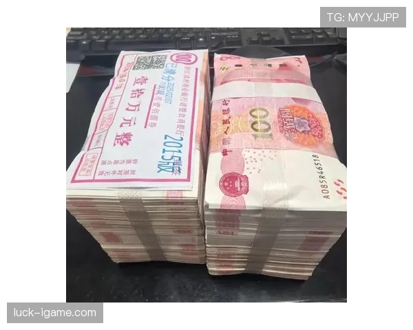 孙铭徽赛后口袋里那一叠现金，瞬间让我怀疑自己工资单是不是打印错了